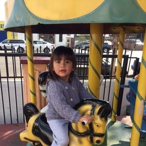 Meet your Posher, Stephanie